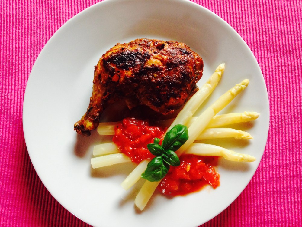 ropogos-csirkecomb-spargaval-es-bazsalikomos-paradicsom-martassal